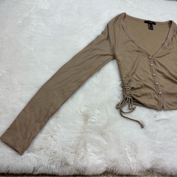 Forever 21 Long Sleeve Ribber Crop Top - Picture 3 of 6